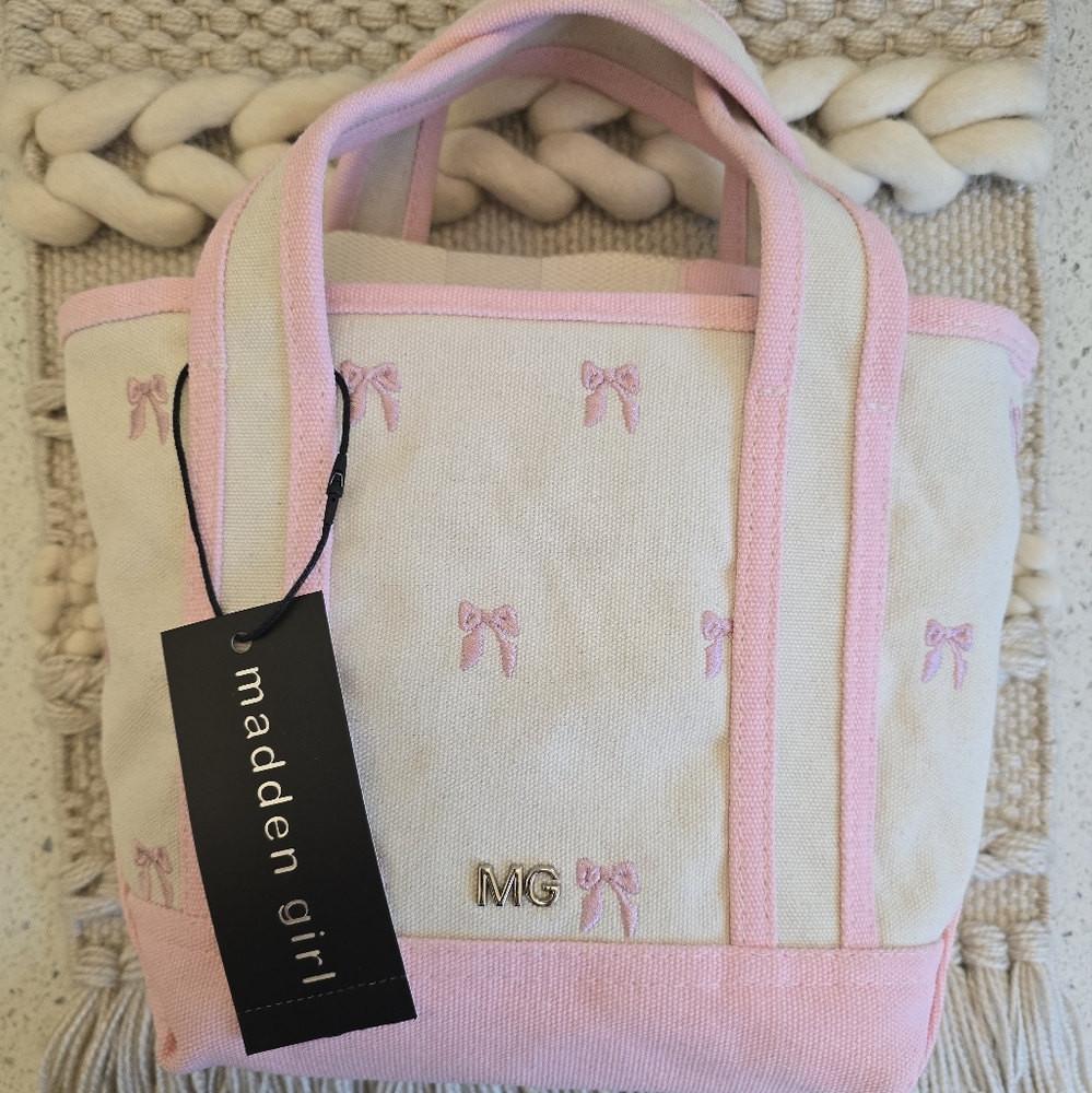 Pink Bow Tote - Picture 2 of 7
